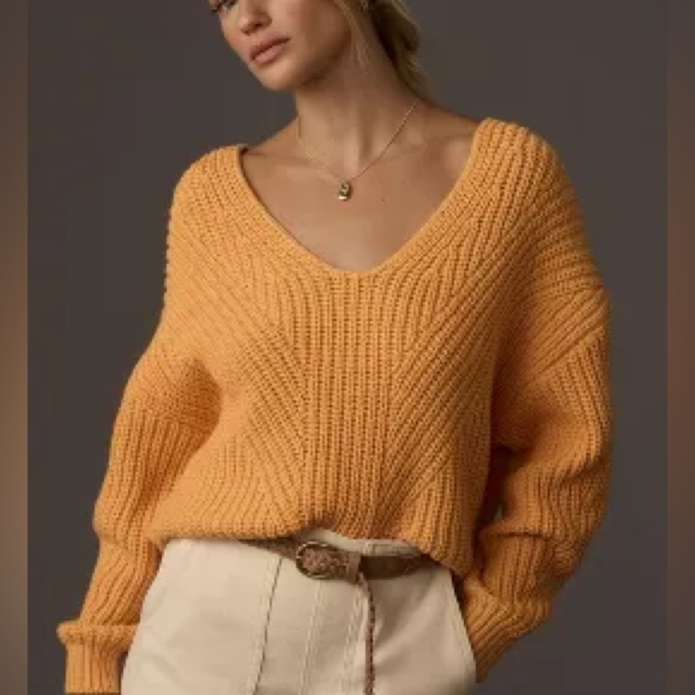 MAEVE V-NECK SCULPTURED PULLOVER SWEATER
